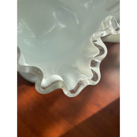 8" Round Double Crimped Comport Silver Crest - Picture 3 of 6